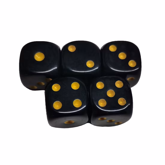 Maßgeschneiderte billige Fabrikprodukte Drehen Sie das Spiel um mit dem heißen, maßgeschneiderten Shake-Würfelbecher aus Leder